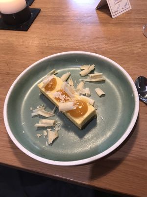 Passion fruit cake at simpleRAW in Copenhagen