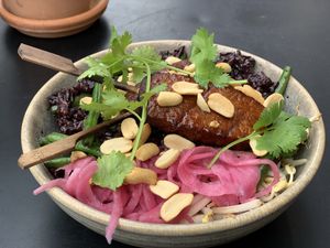 Tempeh Bowl at simpleRAW in Copenhagen