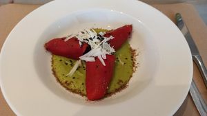 Stuffed red peppers at Fang i Aram in Menorca
