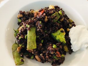 Arroz negro con verduras y alioli at Fang i Aram in Menorca