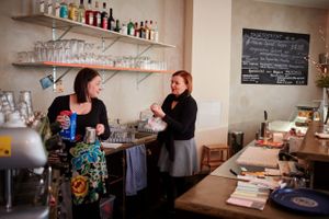 The sisters Julia & Evelyn own and love this place at LOLA was here in Berlin