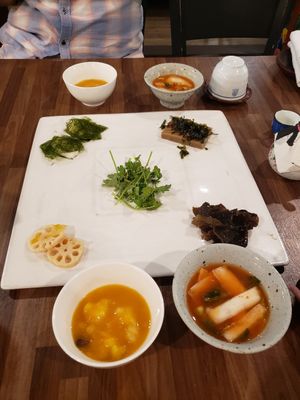 First course at SanChon Korean Temple Cooking - 산촌 사찰음식전문점 in Seoul