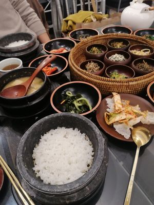  at SanChon Korean Temple Cooking - 산촌 사찰음식전문점 in Seoul