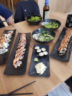 Deluxe menu at MAKIMAKI Sushi Green in Muenster