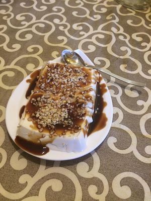 heavenly vegan panna cotta at Coox in Turin