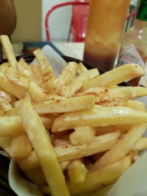 $8. Starter-Cheese fries with vegan cheese sauce was quite fine. not soggy. too late to notice that the sauce was all at the bottom! it initially just appeared like drizzles on top. tasty fries. tasty cheese sauce. at Brownice Italian Bistro in East Singapore