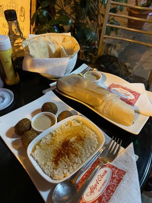 Hummus at Falafel Zone in Istanbul