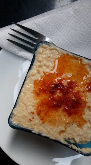 falafelzone hummus ....Kitchen is %100 vegan so all food is vegan...And spices from Egypt at Falafel Zone in Istanbul