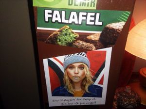 #falafelzone #istanbul #beyoğlu #vegan #vegetarien #veggie #govegan #vegankitchen #glutenfree #crueltyfree at Falafel Zone in Istanbul