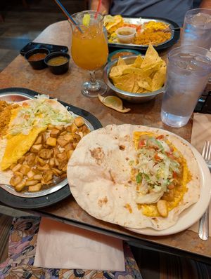 Huevos veganos with extra tortilla and peach sangria at La Salita in Albuquerque