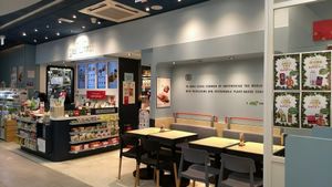 Restaurant side at Green Common - Wanchai in Hong Kong Island