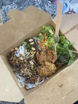 Vegan bobun   at Pause Bobun in Paris