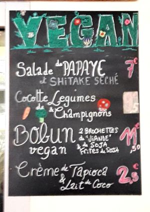 Menú vegano claramente identificada😍 at Pause Bobun in Paris