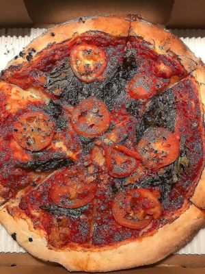 Margarita pizza with no cheese at Peace Love and Pizza - Towne Lake in Woodstock