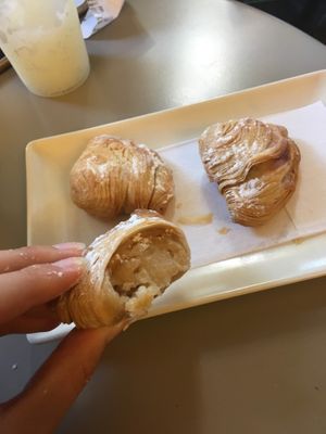 Vegan Sfogliatelle con Ricotta di Soia  at Clover Gelateria in Milan