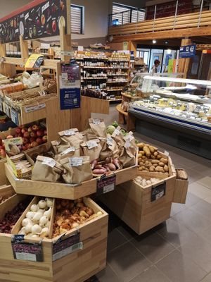 Inside at Biocoop Cobionat in Salernes