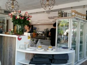 counter at Think Love Juices & Vegan Food in Warsaw