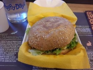 Burger Vegone at Io Veg in Modena