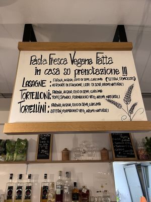 Gli ingredienti della pasta fresca   at Io Veg in Modena