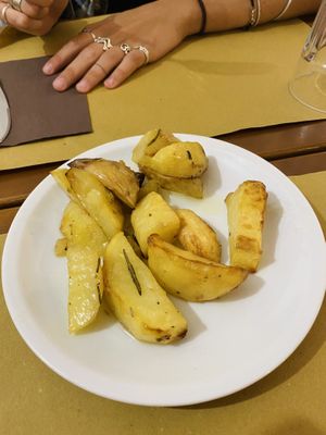 Patate al forno (il mio metro di valutazione)  at Io Veg in Modena