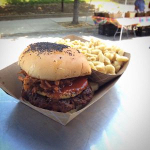Hawaiian Burger and Mac & Cheese at V-Grits Food Truck in Louisville