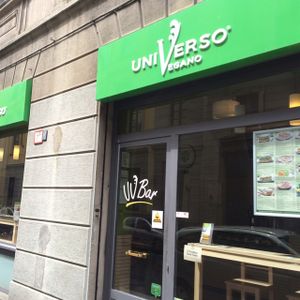 Front door at Universo Vegano - Solferino in Milan
