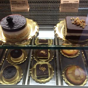 Pâtisserie at Universo Vegano - Solferino in Milan