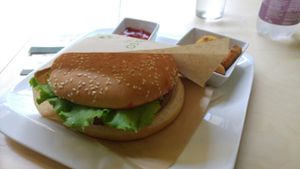 vegan burger at Universo Vegano - Solferino in Milan