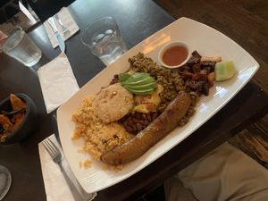 Bandeja pausa  at VSpot Express in New York City