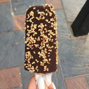 vegan hazelnut ice cream at Stickhouse in Fuengirola