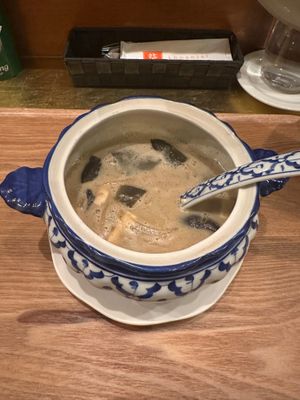 Vege green curry at Khuanjai Thai in Osaka