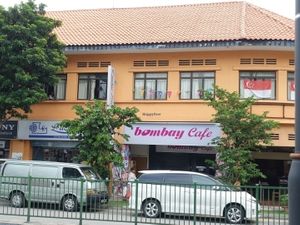 restaurant exterior at Bombay Cafe in East Singapore