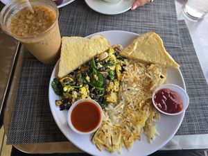 Tofu scramble with Lush Latte at Cafe Lush in Albuquerque
