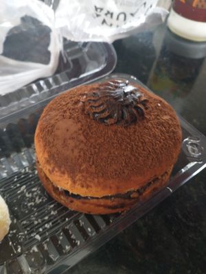 Donut at Donna Laura Doces e Salgados in Porto Alegre