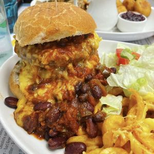   at Blondes in Cottingham