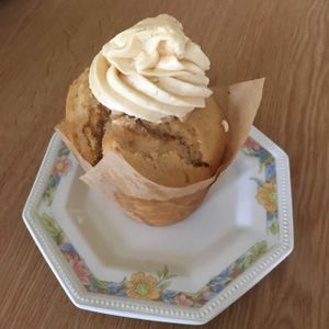 salted caramel cupcake at Blondes in Cottingham
