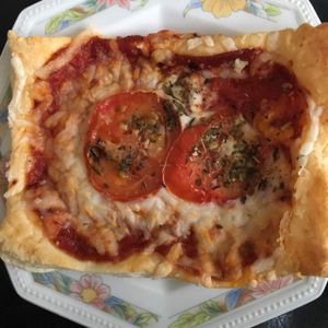 Vegan pizza  at Blondes in Cottingham