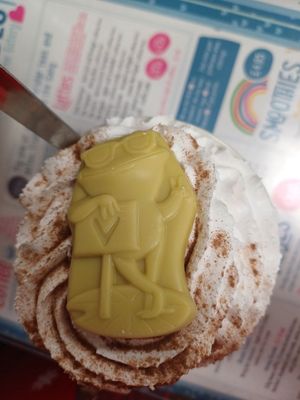 Simply the best white hot chocolate ever at Blondes in Cottingham