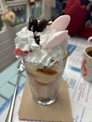   at Blondes in Cottingham