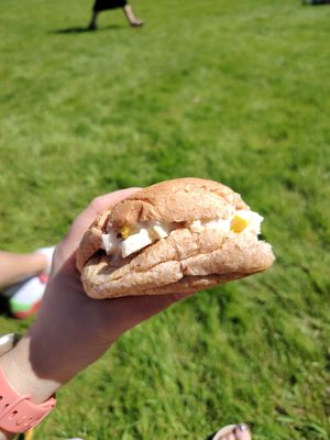 Vegg mayo sarnie 😍 at Blondes in Cottingham