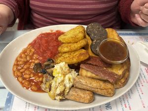 Breakfast   at Blondes in Cottingham