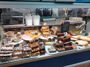 DESSERTS! at Blondes in Cottingham 100% fully vegan cafe at Blondes in Cottingham