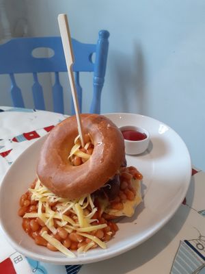 Breakfast Bagel at Blondes in Cottingham 100% fully vegan cafe at Blondes in Cottingham