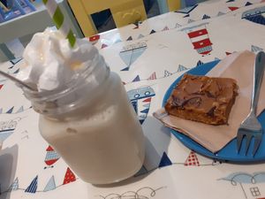 Salted Caramel Shake - highly recommended and a biscoff spread slice at Blondes in Cottingham 100% fully vegan cafe at Blondes in Cottingham