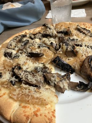 Vegan mushroom & onion pizza   at The Mad Batter in Cape May