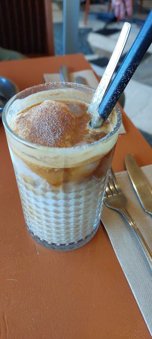 Vegan iced coffee ☕️ at Dear Daisy in Forestville