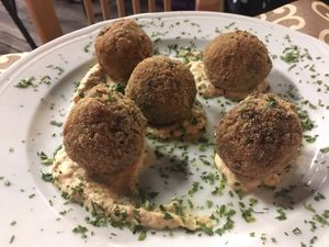 vegan arancini (fried stuffed rice balls)  at Felice Ristorante Pizzeria in Lucca