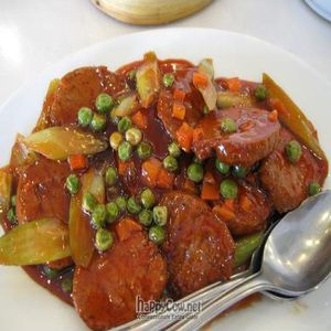 Main dish (mock meat) at Legend Vegetarian Restaurant in Honolulu