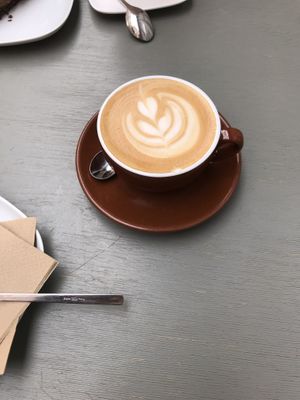 beautiful latte art (oat milk) at Bell and Beans in Lueneburg