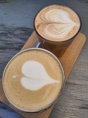 Cappuccino und Café Mocca at Bell and Beans in Lueneburg